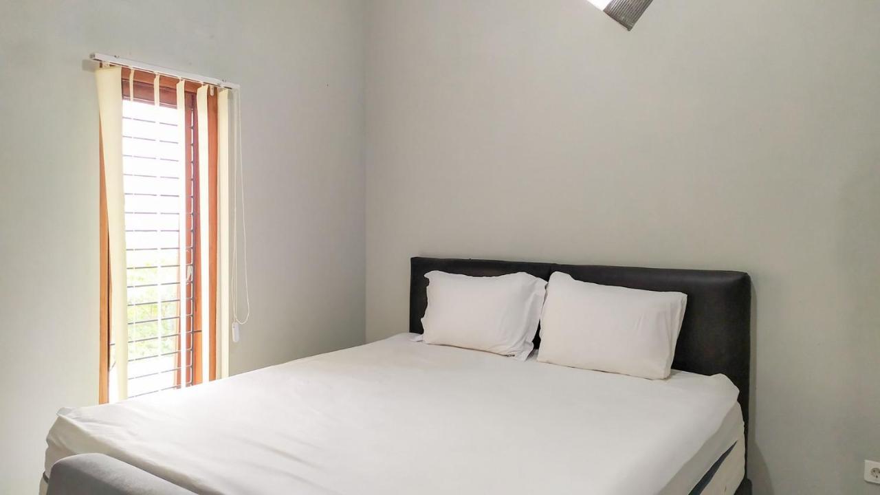מלון Omah Leren Mitra Reddoorz Near Gembiraloka Zoo יוגיאקרטה מראה חיצוני תמונה